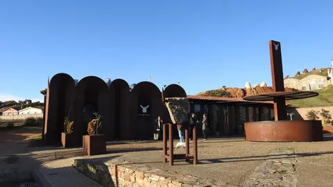 Nos adentramos en la pionera experiencia etnogastronómica de José Gordón en la localidad leonesa de Jiménez de Jamuz 48 horas antes de que abra sus puertas a comensales de todo el mundo. Foto: A.F.R.