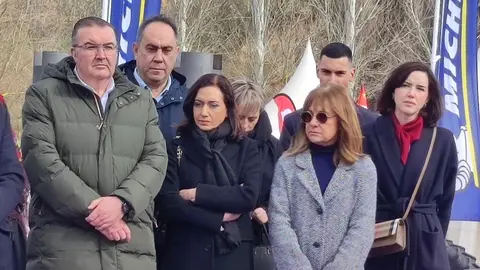La localidad de Valencia de Don Juan ha inaugurado este jueves una nueva edición de su histórica Feria de Febrero, que celebra su 105º aniversario consolidada como uno de los grandes encuentros agrarios y comerciales del noroeste peninsular. El recinto ferial abrió sus puertas a primera hora con una notable afluencia de público en las primeras horas y la presencia de numerosas autoridades autonómicas, provinciales y comarcales. Fotos: Miguel Ángel García