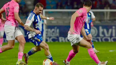 La SD Ponferradina continúa elevando el listón de su fiabilidad atrás. El conjunto berciano enlazó su séptimo encuentro sin encajar y firmó su sexta victoria en ese tramo al imponerse por la mínima al Talavera (1-0).