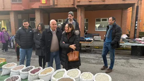 El PP de León visita Mercado Villablino.