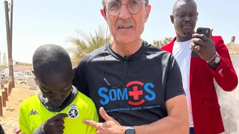 La iniciativa Somos SOS ha cerrado una de sus acciones más ambiciosas con un balance que trasciende cifras y logística. Lo que comenzó como una llamada a la colaboración en León terminó convirtiéndose en una experiencia colectiva de entrega personal, cooperación profesional y transformación social en la localidad senegalesa de Niague.