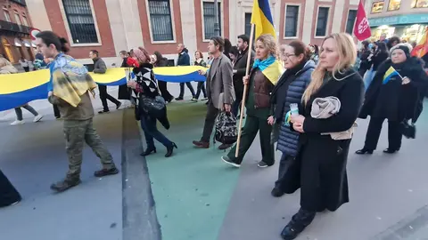 La Asociación de Amigos Leoneses Ucranianos Damnificados convoca una manifestación con motivo del cuarto aniversario del inicio de la invasión de Rusia a Ucrania. Foto: Carlos S. Campillo