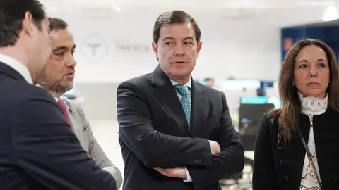 El candidato a la reelección al frente de la Junta por el PP, Alfonso Fernández Mañueco, visita la empresa Tresca, en el Parque Tecnológico de León. Foto: Rubén Cacho.