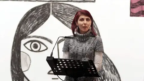 Presentación de la exposición ‘¿No hay nada como el hogar?’ con la presencia del director del Musac, Álvaro Rodríguez Fominaya, y la comisaria, Monserrat Pis Marcos. Fotos: Peio García.