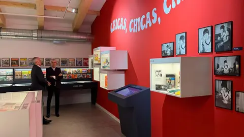 Nicanor Sen visita la Fundación Club 45 de Santa Colomba de Somoza junto a Alex Cooper. Fotos: Sub. Gob. León.