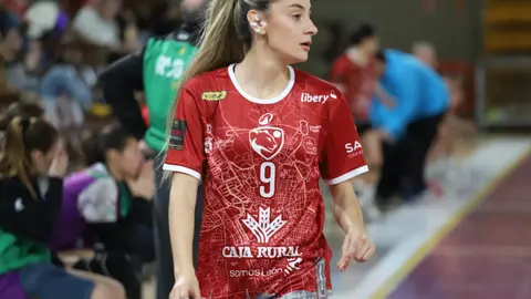 Épica victoria del Caja Rural Cleba. El conjunto leonés se impone por la mínima a Rahi-Sepisur Córdoba en un duelo vibrante decidido en los últimos instantes. Fotos: Isaac Llamazares