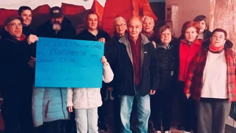 Las ampas de múltiples colegios de la provincia realizaron actos de protesta para reclamar que Primero y Segundo de la ESO se impartan el los centros.