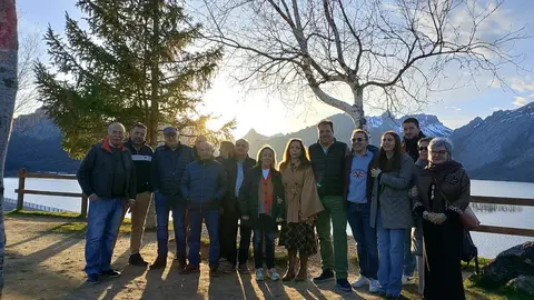 Visita a Riaño de la candidatura del PP este domingo. Foto: PP