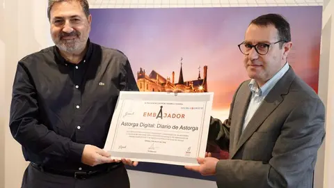 Nombramiento de los medios de comunicación como embajadores del Palacio de Gaudí de Astorga, con motivo del centenario de la muerte del arquitecto catalán.