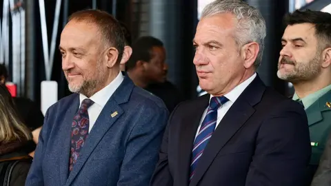 La rectora de la Universidad de León, Nuria González, y el alcalde de León, José Antonio Diez, inauguran la séptima edición de Expociencia. Foto: Campillo.