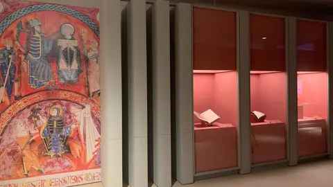 La exposición 'Reina ella. Urraca I de León' podrá visitarse en el Museo de León hasta el 7 de junio. Fotos: A.F.R.