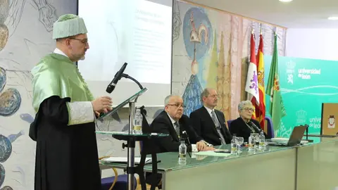 Juan José Ayuso se incorpora a la Academia de Ciencias Veterinarias de Castilla y León. Foto: ACVCyL.