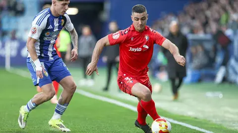 Osasuna Promesas sorprende a la Ponferradina y rompe su racha de imbatibilidad

Un gol de Asier Bonel a los 16 minutos da la victoria a los navarros en El Toralín, donde Andrés Prieto batió el récord de minutos sin encajar pero no pudo evitar el 0-1 final.