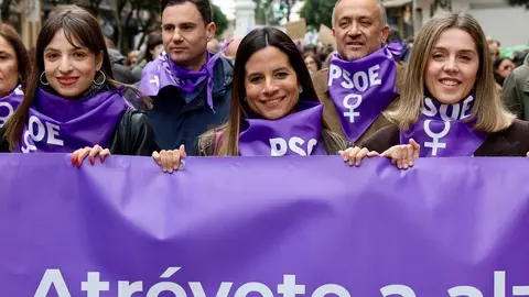 La Comisión 8M organiza una manifestación en León por el Día Internacional de la Mujer. Foto: Campillo.