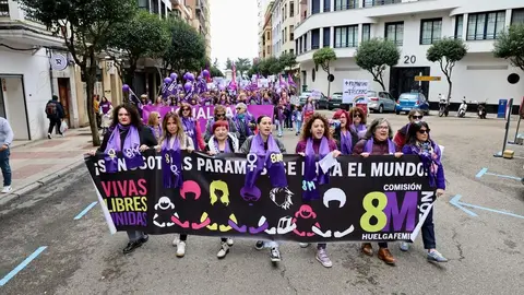 La Comisión 8M organiza una manifestación en León por el Día Internacional de la Mujer. Foto: Campillo.