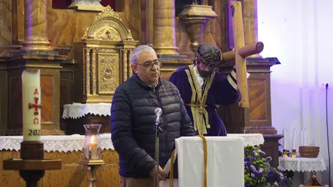 San Andrés abre su Semana Santa con un pregón emotivo de Yolanda Rubio. La iglesia de San Andrés Apóstol reunió a numerosos fieles en un acto organizado por la Cofradía Las Tres Caídas de Jesús Nazareno que marcó el inicio de los actos de la Semana Santa 2026.