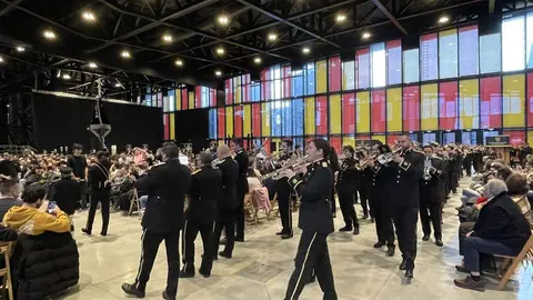El Palacio de Exposiciones y Congresos de León acogió este domingo un concierto de la Agrupación Musical de la Cofradía Angustias y Soledad, que congregó a cerca de 1.500 personas en uno de los actos musicales previos a la Semana Santa leonesa.