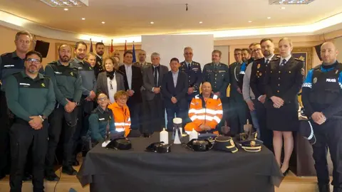 El Ayuntamiento de Valencia de Don Juan conmemoró el 11 de marzo el Día Europeo en Memoria de las Víctimas del Terrorismo mediante un acto celebrado en el Salón de Plenos del consistorio.