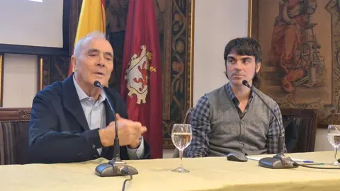 La Casa de León en Madrid fue escenario este jueves 12 de marzo de una charla dedicada al 'cambio climático', impartida por el ingeniero industrial Santiago Sabugal García. Foto: Casa de León.