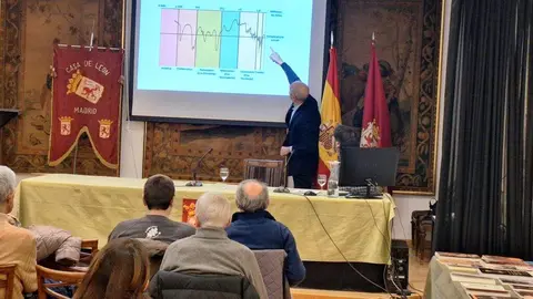 La Casa de León en Madrid fue escenario este jueves 12 de marzo de una charla dedicada al 'cambio climático', impartida por el ingeniero industrial Santiago Sabugal García. Foto: Casa de León.