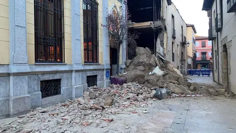 Colapsa una parte de la histórica casona de Dámaso Merino sin causar heridos. Foto: A.F.R.