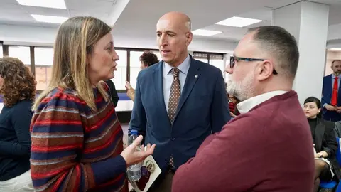 El alcalde de León, José Antonio Diez, asiste al encuentro 'Emprendimiento Femenino en la Hostelería, para visibilizar el talento, liderazgo, emprendimiento y aportación de las mujeres del sector en la provincia. Foto: Campillo.