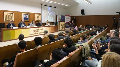 Inauguración del AgentCamp en el Campus de Ponferrada. Foto: César Sánchez.