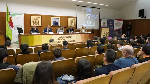 Inauguración del AgentCamp en el Campus de Ponferrada. Foto: César Sánchez.