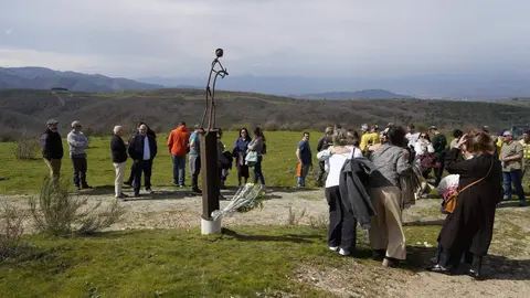 Homenaje al bombero forestal soriano, Nacho Rumbao, fallecido el 17 de agosto en Espinoso de Compludo, durante las labores de extinción del incendio de Llamas de Cabrera. Foto: César Sánchez.