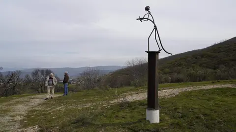 Homenaje al bombero forestal soriano, Nacho Rumbao, fallecido el 17 de agosto en Espinoso de Compludo, durante las labores de extinción del incendio de Llamas de Cabrera. Foto: César Sánchez.