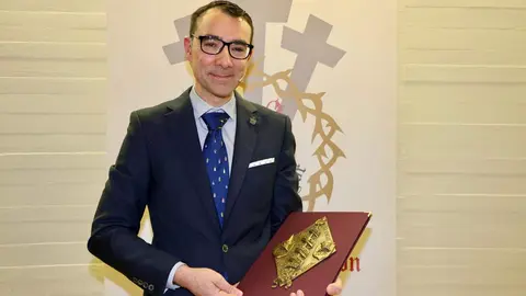 Acto de proclamación del pregón oficial de la Semana Santa de León a cargo de Carlos García Rioja. Foto: Campillo
