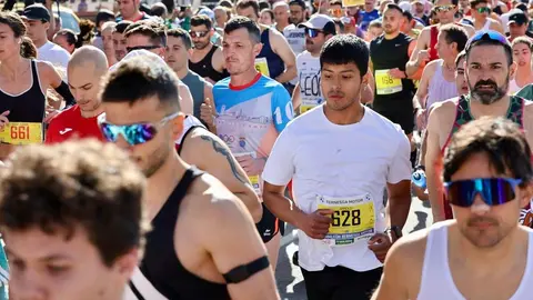 Salida de la XVI edición de la Media Maratón de León y la Carrera 5K , a las que acude el alcalde de la ciudad, José Antonio Diez. Foto: Campillo.