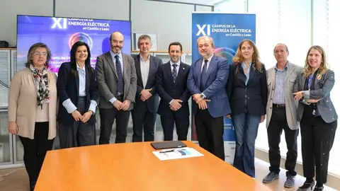 Universidad, Junta y Red Eléctrica impulsan la formación en renovables y geoestrategia en el XI Campus de la Energía Eléctrica. Foto: ULE.