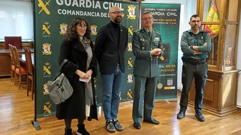 La Guardia Civil de León ha celebrado este jueves la entrega de premios de la 'VII edición de la Ciberliga pre-amateur', una iniciativa dirigida a estudiantes de 4º de la ESO para promover el uso seguro de Internet y despertar vocaciones tecnológicas.