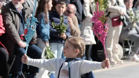 La Procesión de las Palmas inaugura la Semana Santa en una mañana cargada de devoción. Fotos: Peio García