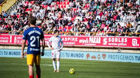 Todos los males que acumula la Cultural, todos sin excepción, florecieron en el Reino de León este domingo. El equipo de De la Barrera cae con estrépito.