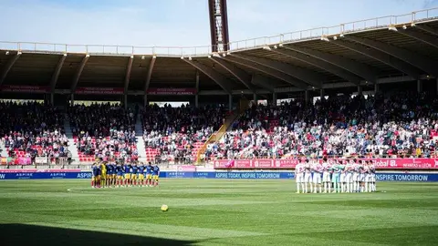 Todos los males que acumula la Cultural, todos sin excepción, florecieron en el Reino de León este domingo. El equipo de De la Barrera cae con estrépito.