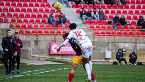 Todos los males que acumula la Cultural, todos sin excepción, florecieron en el Reino de León este domingo. El equipo de De la Barrera cae con estrépito.