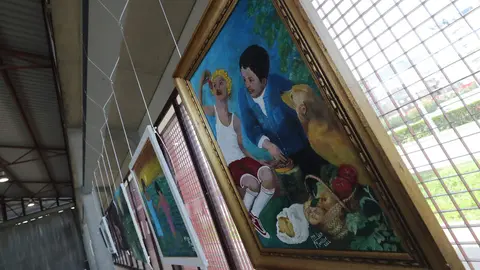 Presentación de la exposición de pintura y escultura de la Asociación de Pintores del Bierzo en el Museo del Ferrocarril de Ponferrada. Foto: César Sánchez.