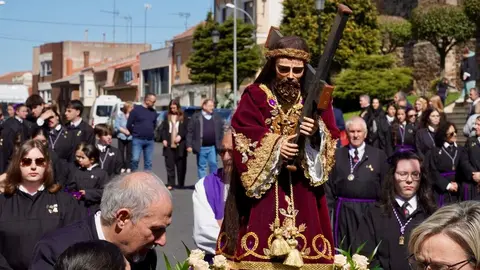 La Cofradía Nuestra Señora de las Angustias y Soledad de La Bañeza organiza la procesión del Santo Potajero, declarada de Interés Turístico Provincial. Foto: Campillo.