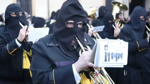 La cofradía centenaria de Minerva y Vera Cruz recorre León con siete de sus trece pasos en la cita central del Miércoles Santo. Foto: Isaac Llamazares.
