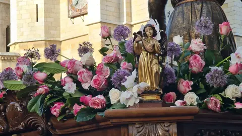 La Cena de Santa Marta llena de arte y fervor las calles de León. Foto: J.Calvo.
