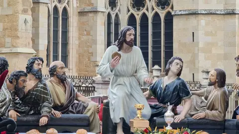 La Cena de Santa Marta llena de arte y fervor las calles de León. Foto: J.Calvo.