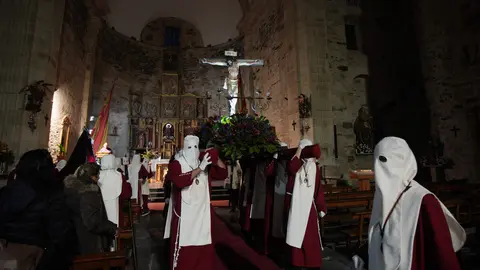 Procesión de la Pasión de Carracedelo. Foto: César Sánchez.