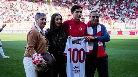 Gran partido en el Reino de León en un duelo de altura y con un ambiente espectacular en el Reino de León.