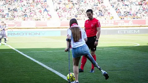 Gran partido en el Reino de León en un duelo de altura y con un ambiente espectacular en el Reino de León.
