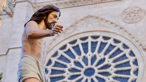 La Real Hermandad de Jesús Divino Obrero organiza la procesión del Encuentro de la Semana Santa de León. Foto: Campillo.
