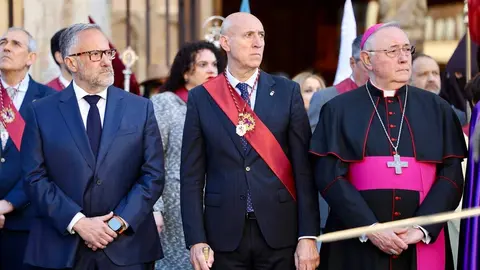 La Real Hermandad de Jesús Divino Obrero organiza la procesión del Encuentro de la Semana Santa de León. Foto: Campillo.