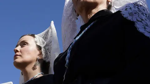 Procesión de Resurrección con la imagen de la Virgen de la Encina y el Santo Sacramento de Ponferrada. Foto: César Sánchez.