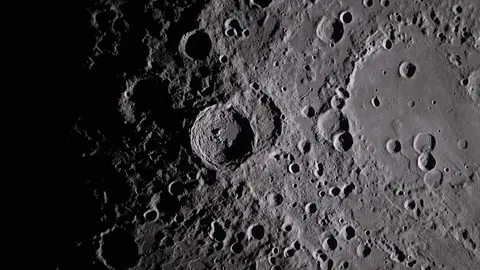 Imagen del lado oscuro de la Luna.